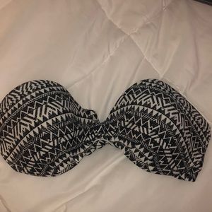 Xhilaration strapless, black and white bikini top